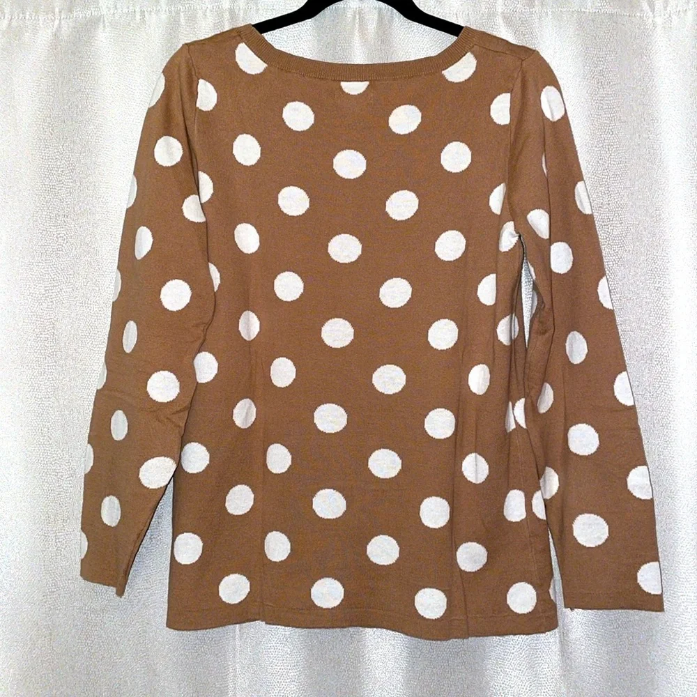 Women’s Polka Dot Sweater - Picture 2 of 5